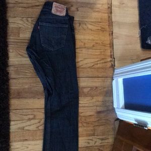 Slim Straight Levi’s Jeans